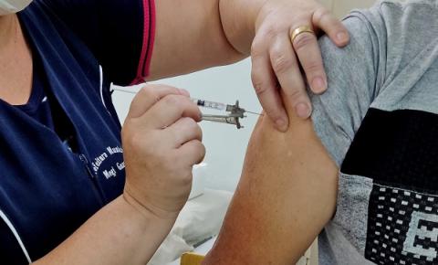 ​Saúde terá vacinação contra Covid-19 na última semana de 2021